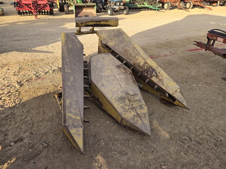 new-holland-770-image-13