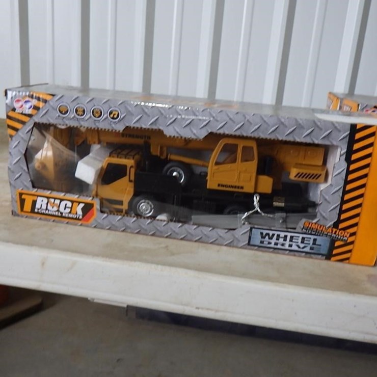 Remote Control Crane Toy