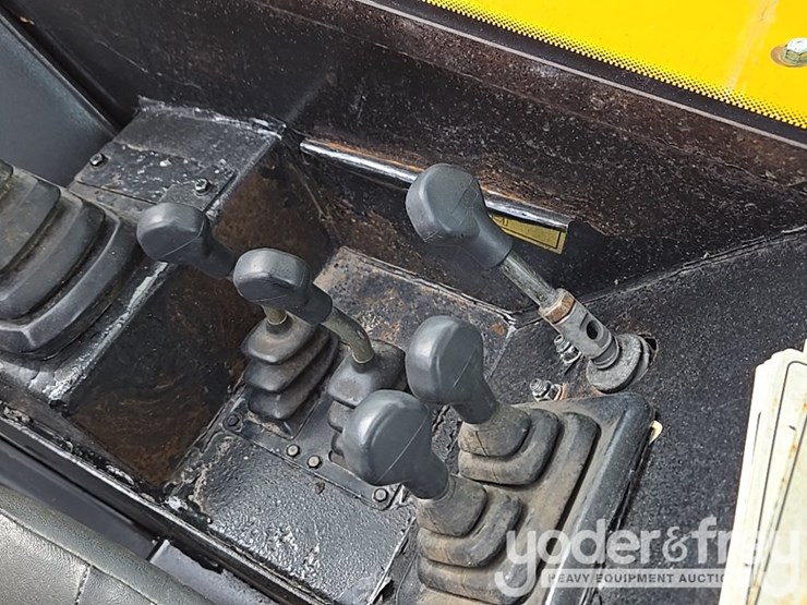 2017-jcb-510-56-image-125