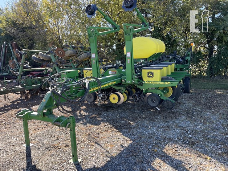 2011-john-deere-1770nt-image-1