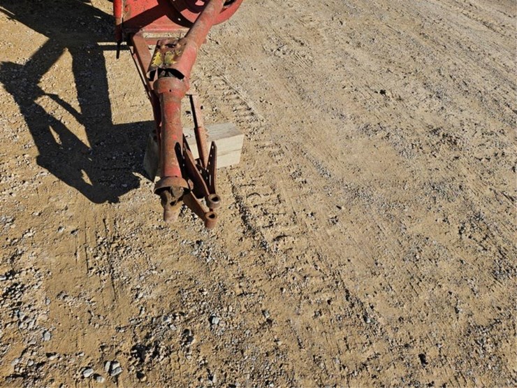 new-holland-68-image-9