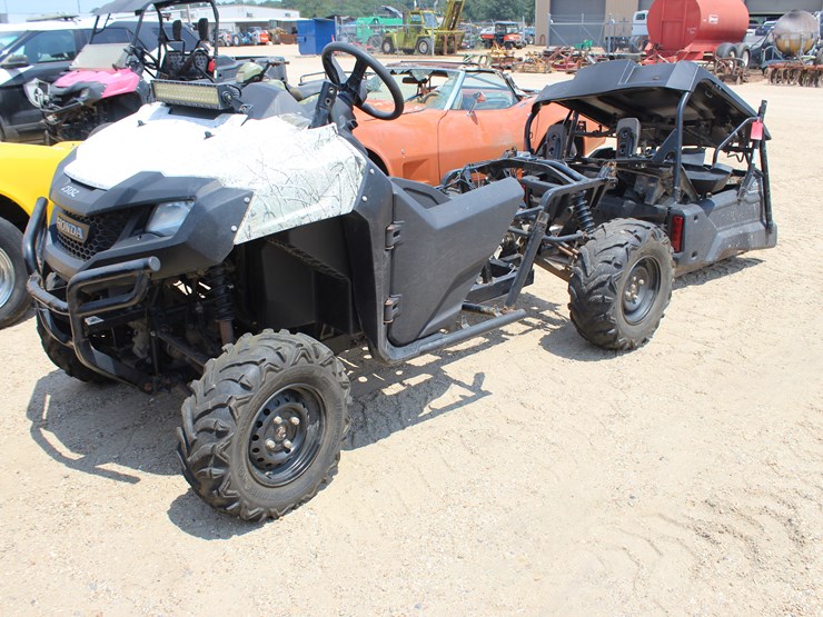 2014-honda-pioneer-700-image-1
