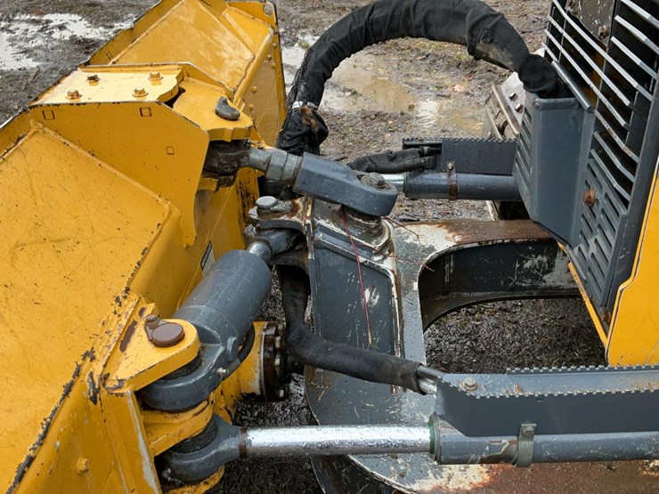 2016-deere-550k-lgp-image-25