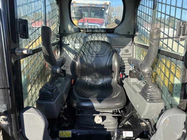 caterpillar-226d3-image-30