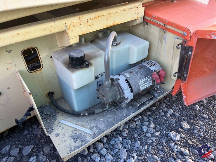 2021-jlg-4069le-image-27