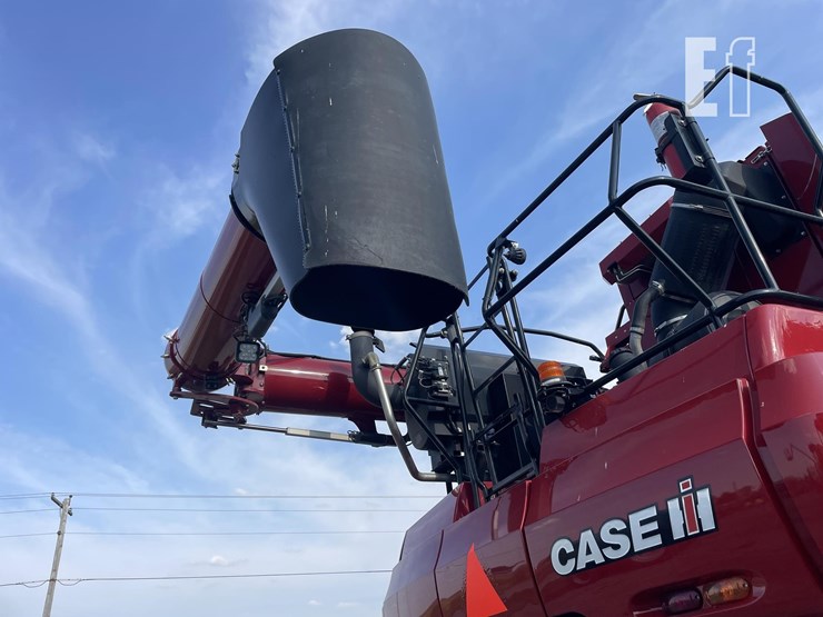 2024-case-ih-8250-image-33
