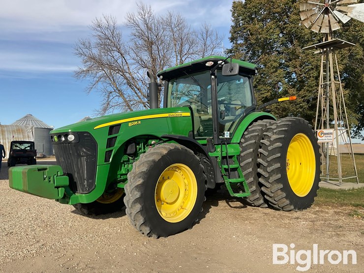 2010-john-deere-8295r-image-1
