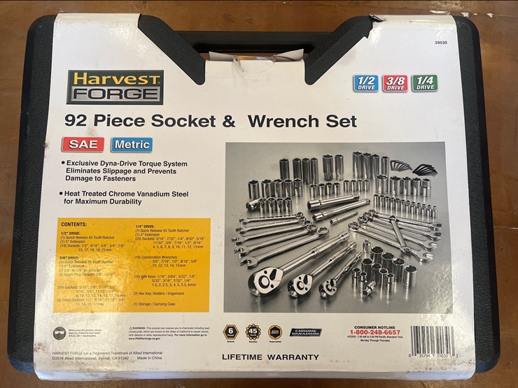 #17-•-92-piece-socket-and-wrench-set-image-2