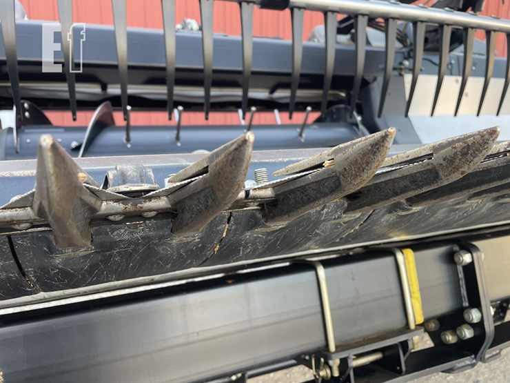 2024-case-ih-fd240-image-23