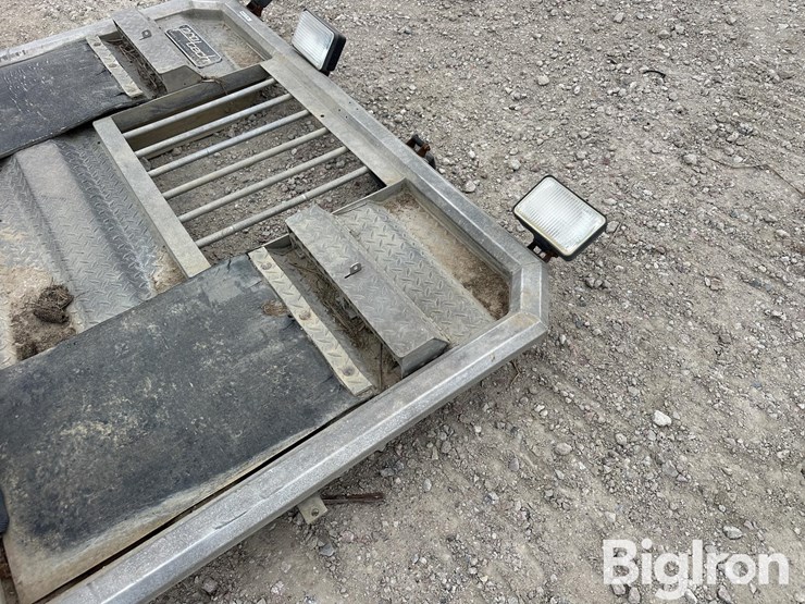 pro-tech-aluminum-headache/storage-rack-image-20