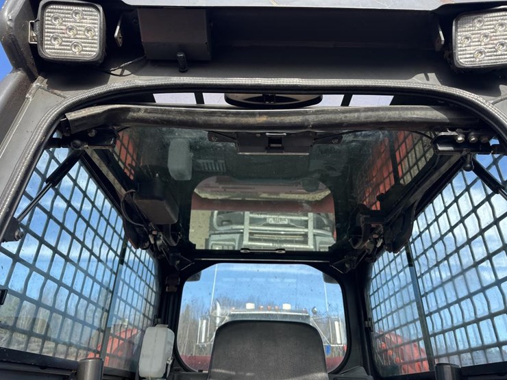 kubota-svl75-2-image-32