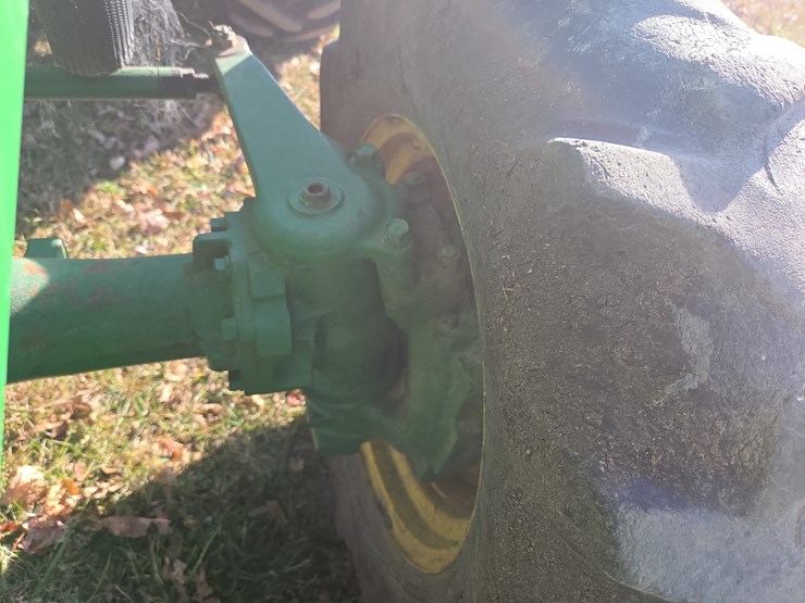 1996-john-deere-1070-image-38