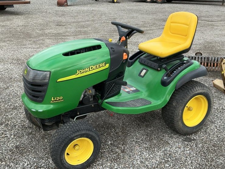 john-deere-l120-image-1