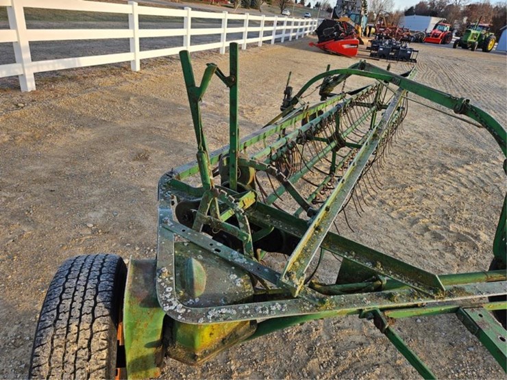 #3421-•-john-deere-pull-hay-rake,-ground-drive-image-12