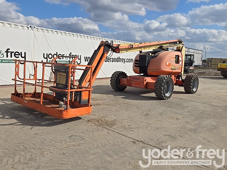 2015-jlg-600aj-image-5