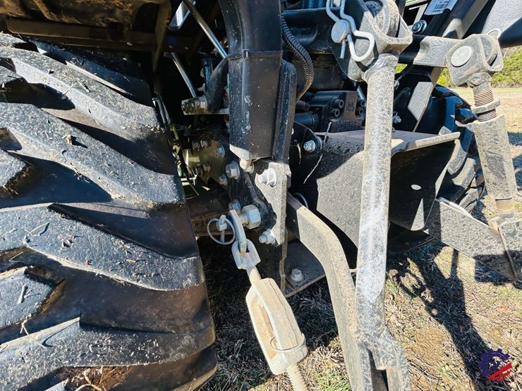 2016-john-deere-1025r-image-49