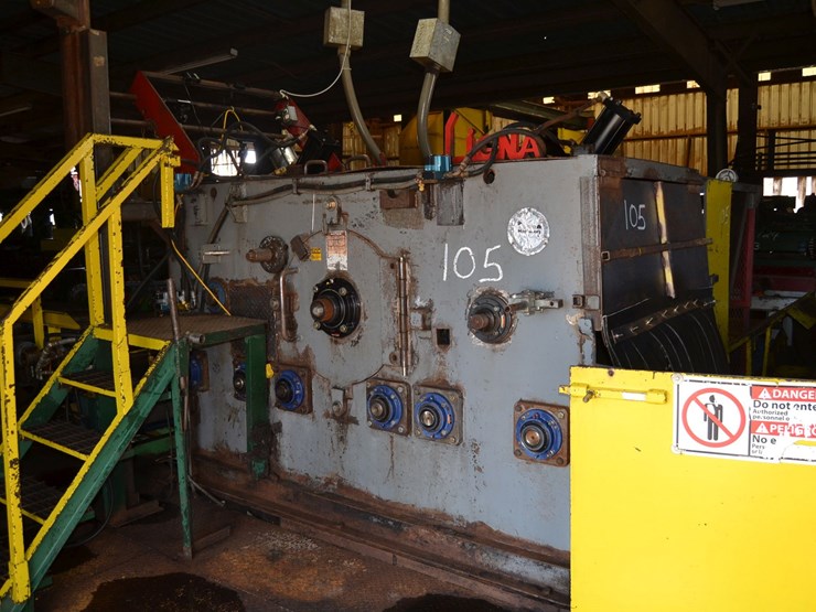 ligna-10"x36"-top-arbor-gang-saw-w/-quick-change-door-w/-chrome-press-rolls-w/-14'-hands-off-infeed-w/-positions-system-w/-cant-turner-w/-2-line-lazer-lites-w/-controls-image-1