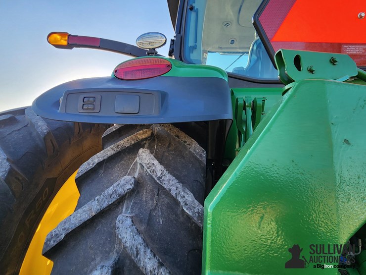 2014-john-deere-8370r-image-18