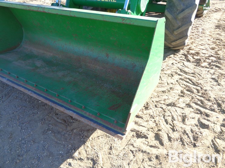 2013-john-deere-6150r-image-15