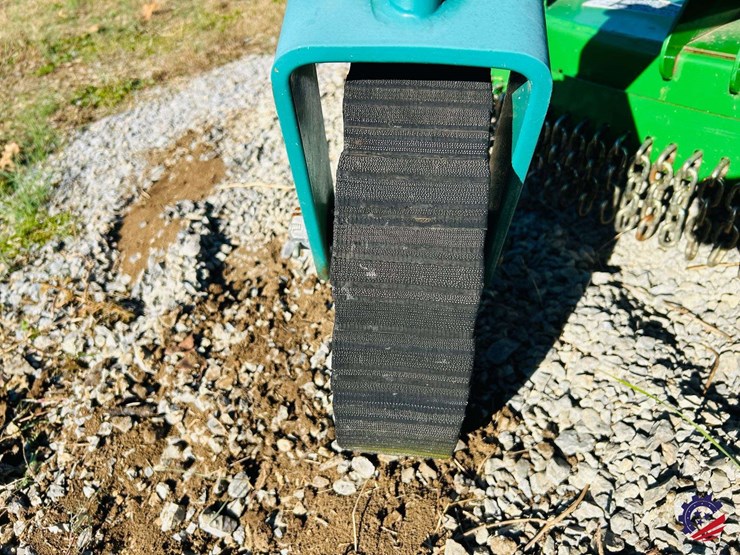 2016-john-deere-1025r-image-138