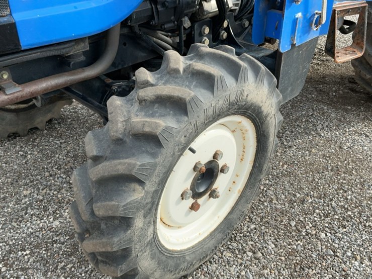 2013-new-holland-workmaster-40-image-11