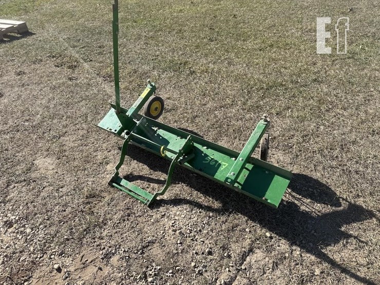 john-deere-thatcher-image-1