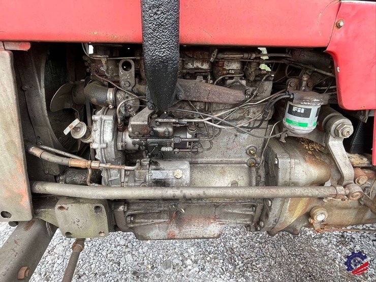 massey-ferguson-mf165-image-21