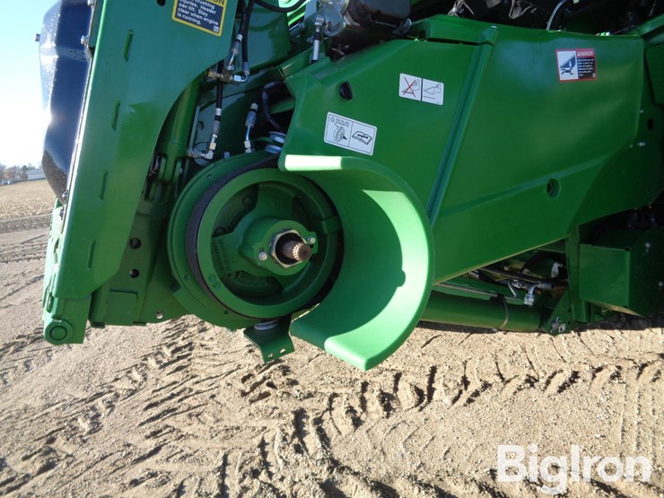 2023-john-deere-s790-image-12