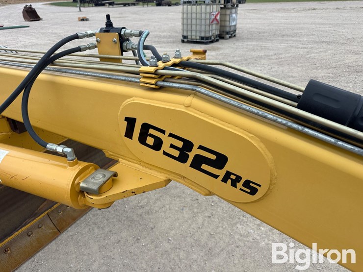 2016-landoll-1632rs-pull-type-grader/blade-image-15