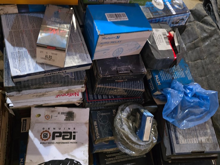 #22391-•-bearings-and-misc-image-5