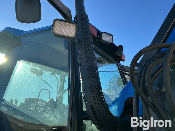 2002-new-holland-tm150-image-17