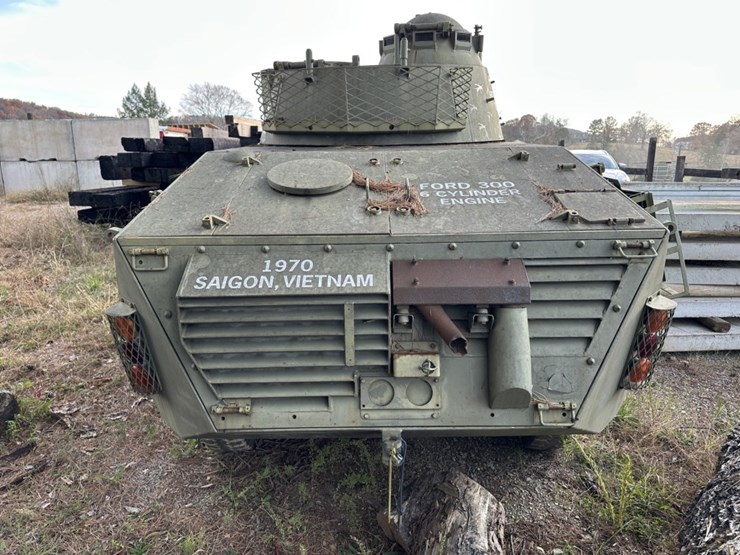 2118-ford-300-image-4