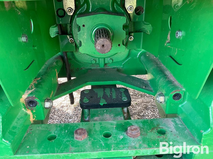 2010-john-deere-8295r-image-10