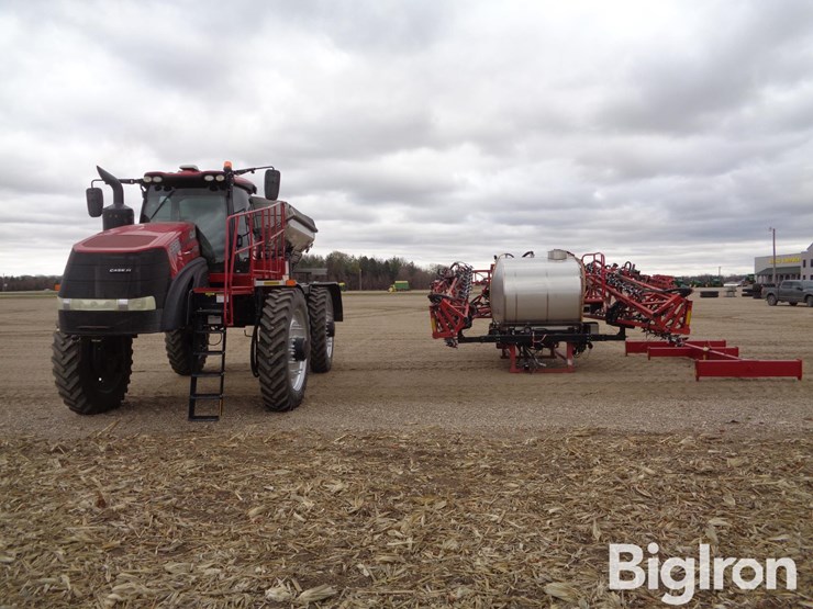 2018-case-ih-trident-5550-image-4