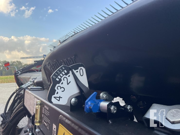 2024-case-ih-fd240-image-39