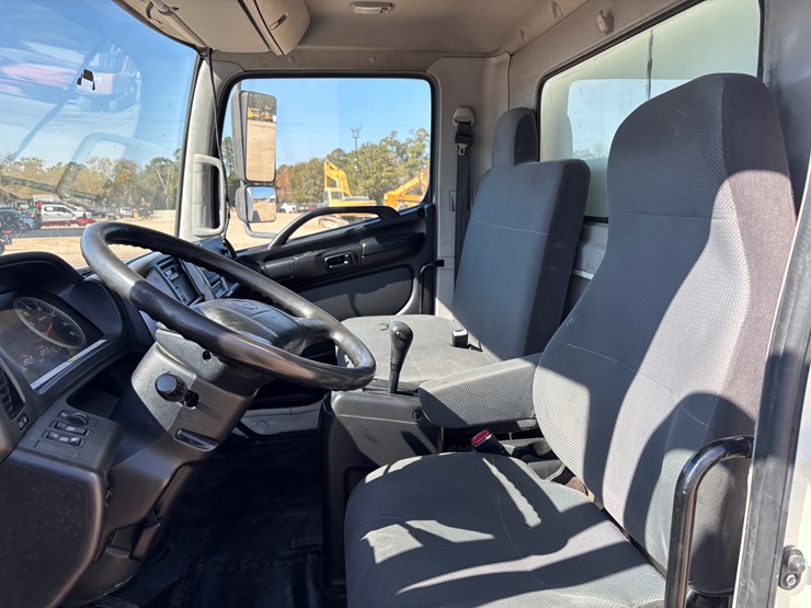 2014-axle-24ft-image-13