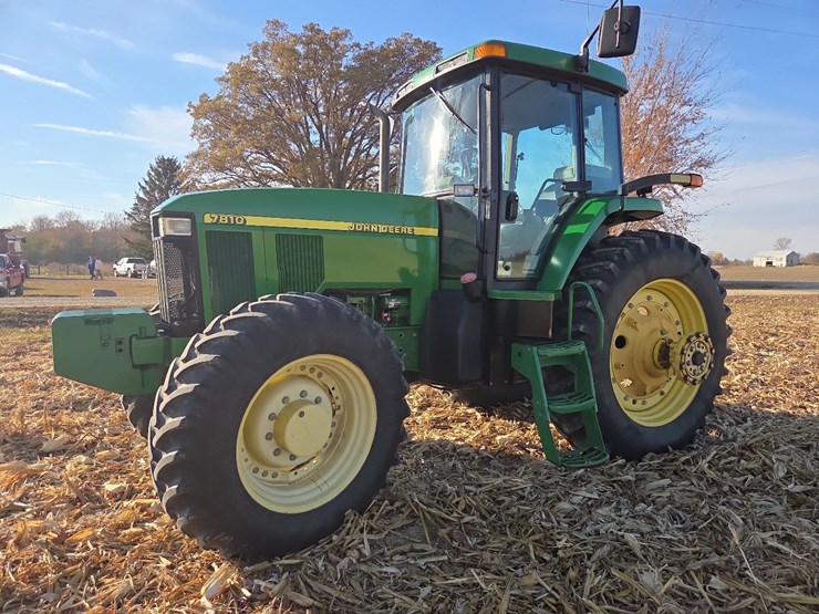 john-deere-7810-image-32