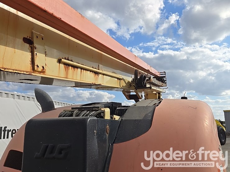 2015-jlg-600aj-image-71