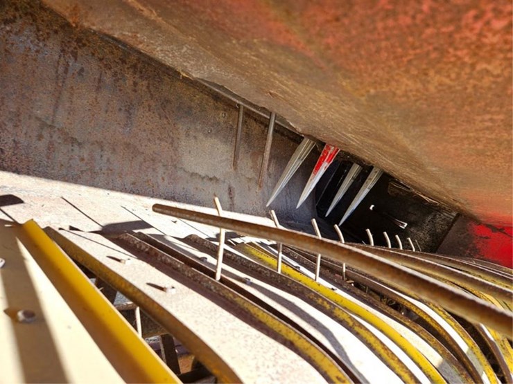 new-holland-68-image-14