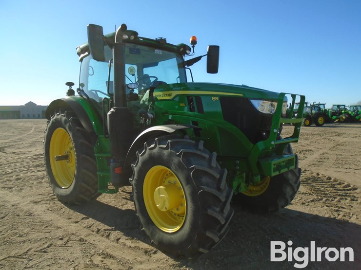 2023-john-deere-6r-155-image-3