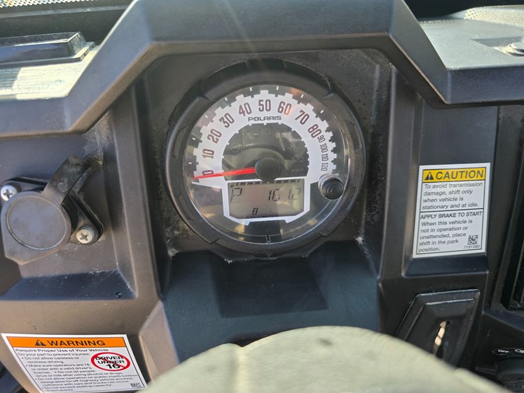 2015-polaris-ranger-crew-image-37