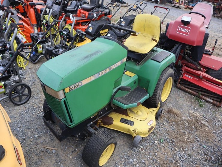 john-deere-260-image-4