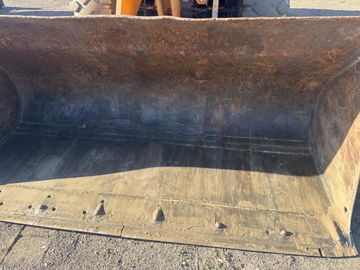 case-621f-xr-image-19