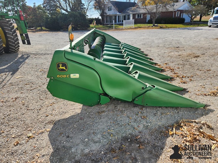 2012-john-deere-608c-image-4