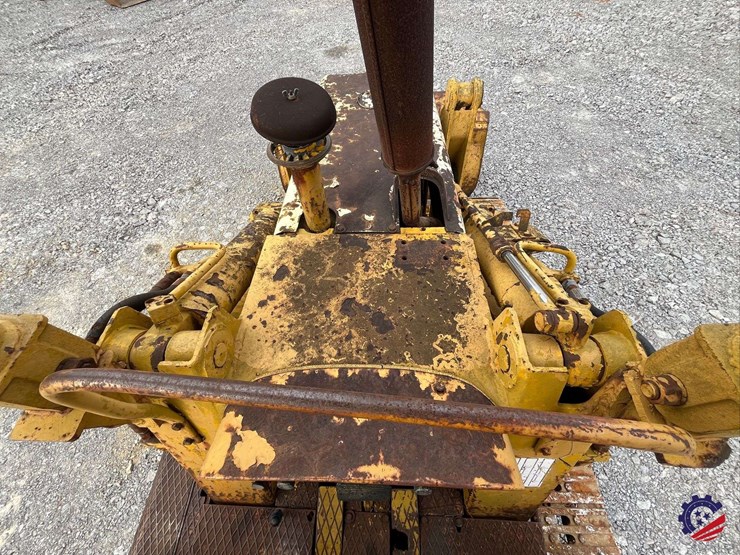 massey-ferguson-300-image-47