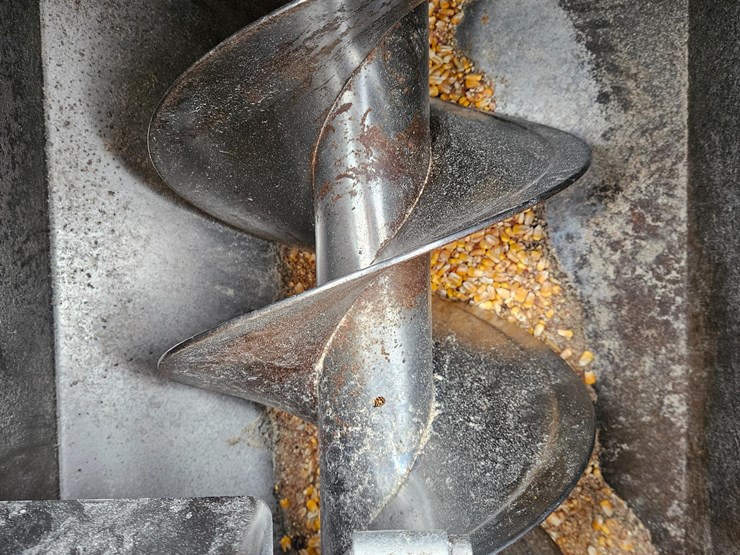 peck-tad-1282m-12-82-hopper-auger-image-17