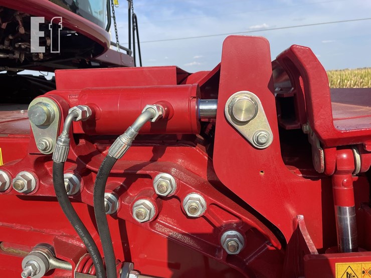 2024-case-ih-8250-image-15