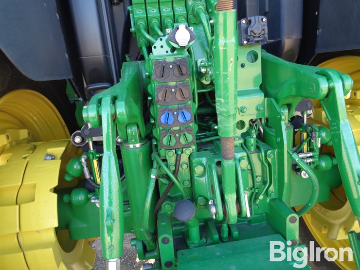 2023-john-deere-6r-175-image-18