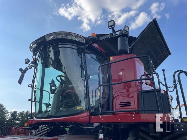 2024-case-ih-8250-image-37