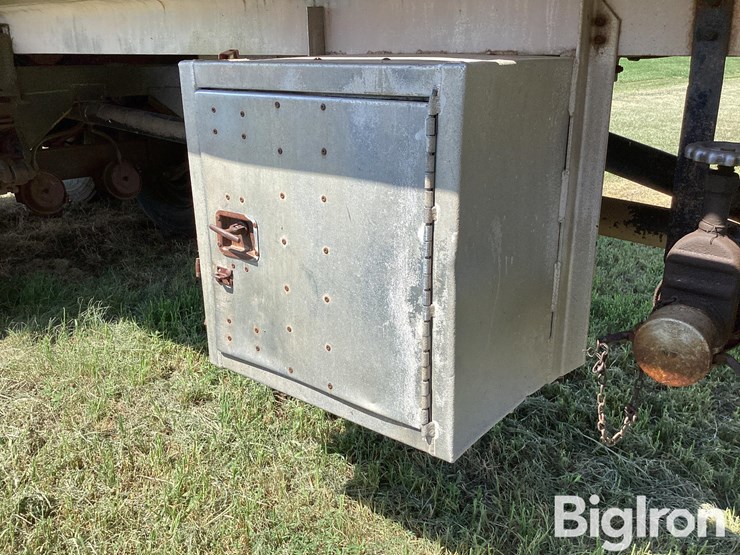 1969-trailmobile-trailer-image-15